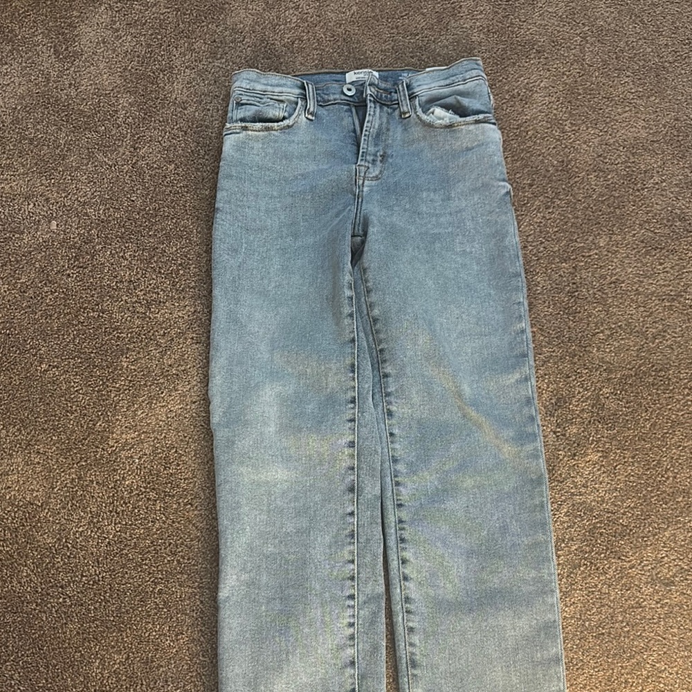 Kensie Blue Straight Leg Jeans Versatile Everyday Wear